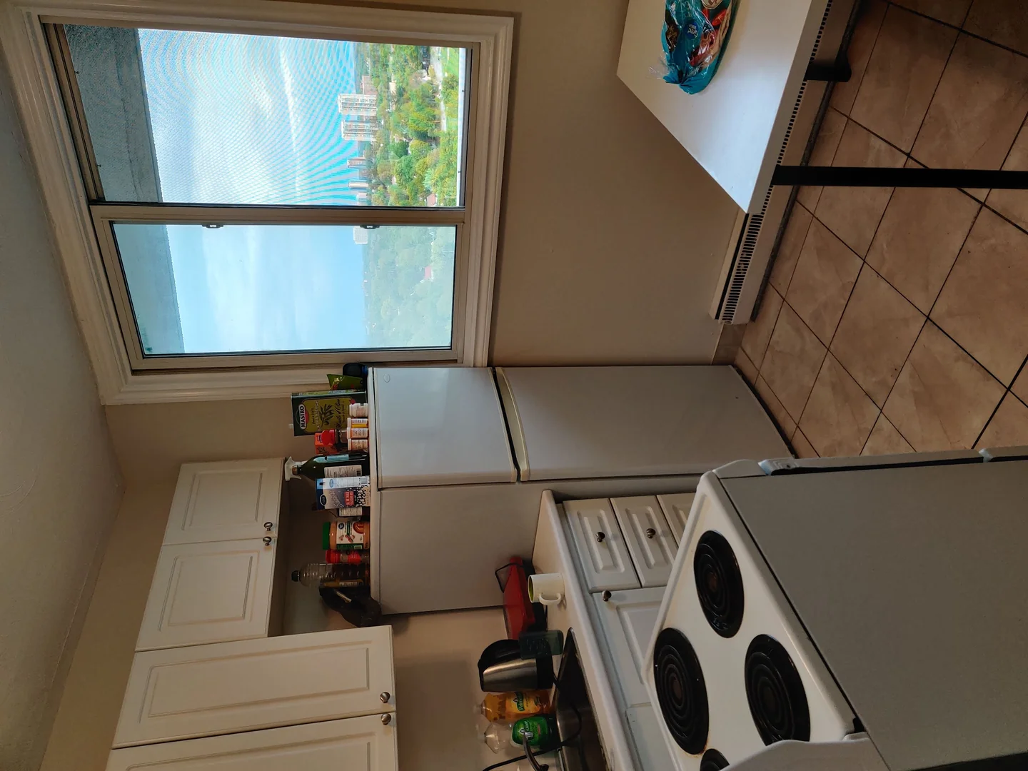 ottawa professional home cleaning services of a kitchen after booking