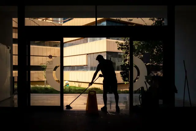 Deep Cleaning Services in Ottawa: What's Included, What It Costs