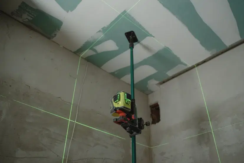 High-quality stock photograph by Tima Miroshnichenko perfect for articles about reduce, dust, apartment