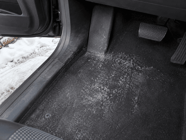 How to Remove Winter Salt Stains from Car Carpets?